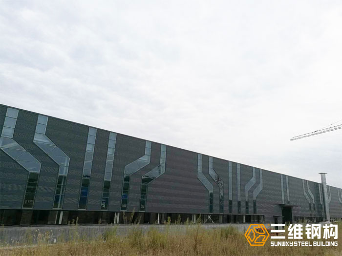 红桃国际钢结构厂房案例-济南迈克阀科技有限公司加工装配车间整体图