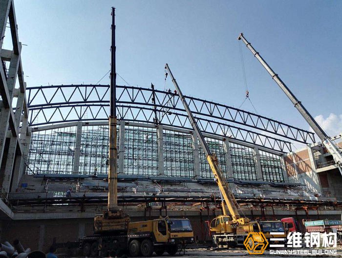 红桃国际钢结构工程施工